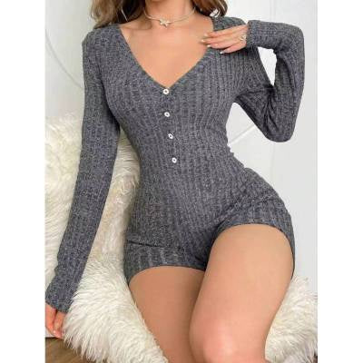 Lässiger, schlanker Damen-Jumpsuit aus Rippstrick