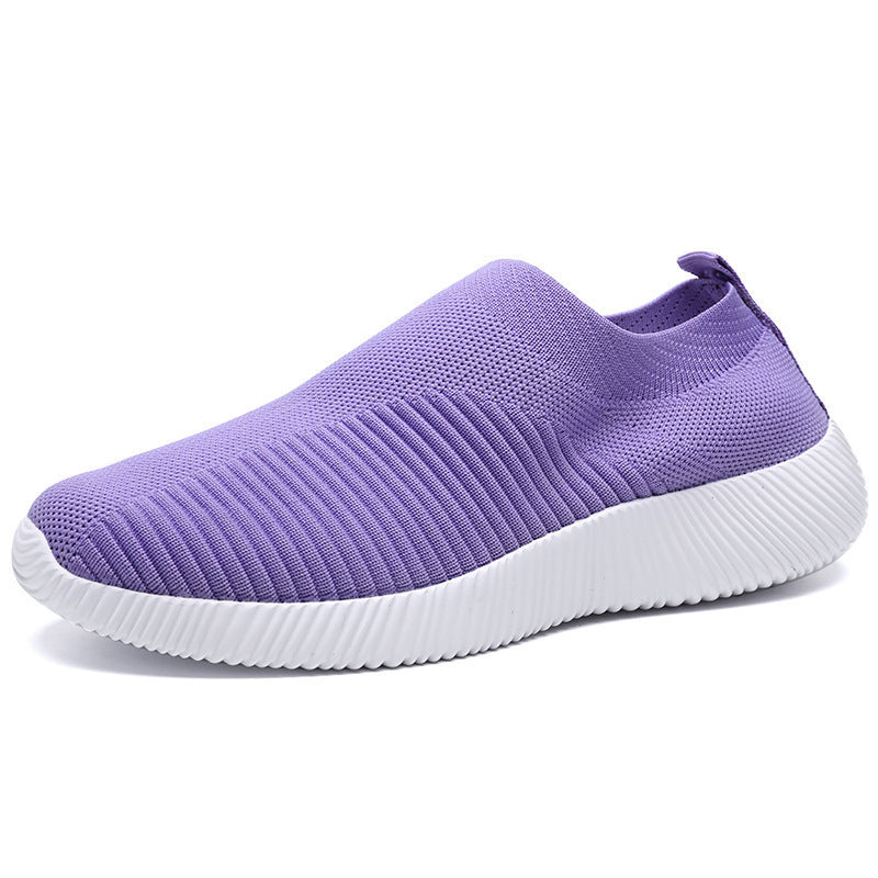 Atmungsaktive flache Schuhe aus Stretch-Mesh mit weicher Sohle und Fliegenstrick-Schlupfschuhen