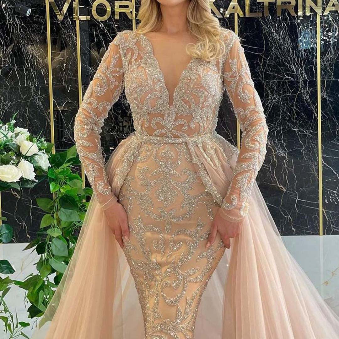 Stylish French Style Simple Long Sleeved Style Wedding Dress for Ever
