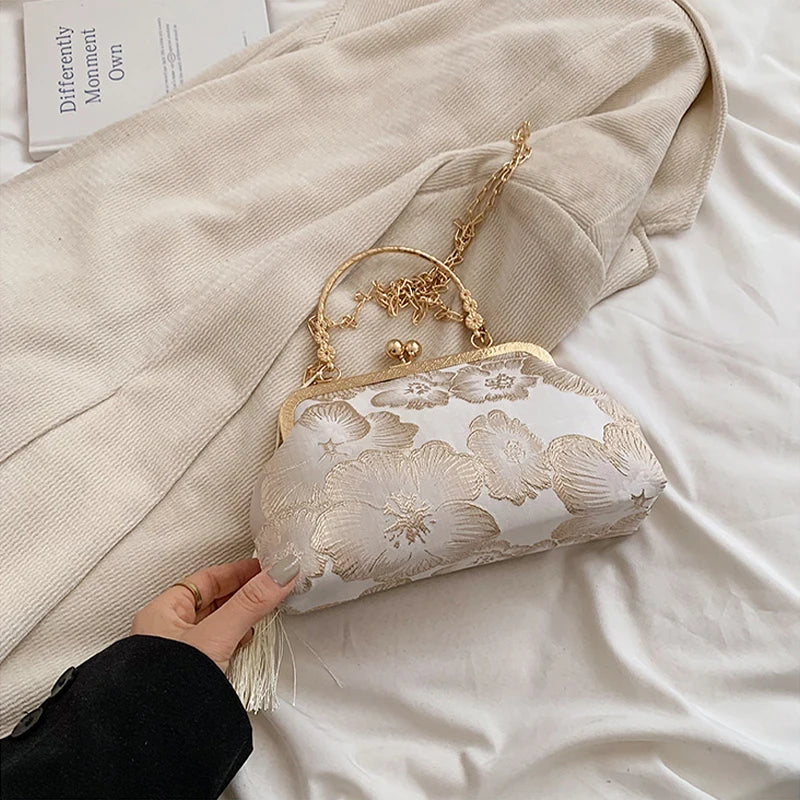 Chinese Style Embroidered Shoulder Bag Elegant Handbag Retro Small Square Bag Wedding Party Luxury Designer Women Evening Clutch