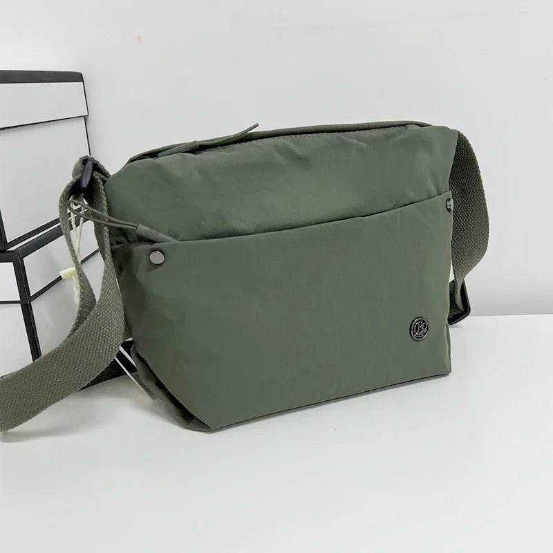 Ultra-light Nylon Crossbody Bag for Women Adjustable Wide Strap Lightweight Women's Bag Zipper Closure Stylish Messenger Bag