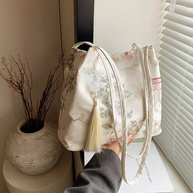 Hot Selling Chinese Style Embroidered Fashionable Women's Shoulder Bag 2025 Summer New Trend Large Capacity Handbag
