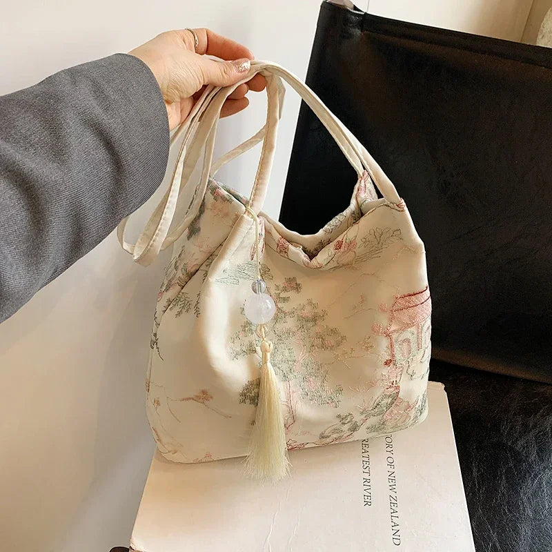 Hot Selling Chinese Style Embroidered Fashionable Women's Shoulder Bag 2025 Summer New Trend Large Capacity Handbag