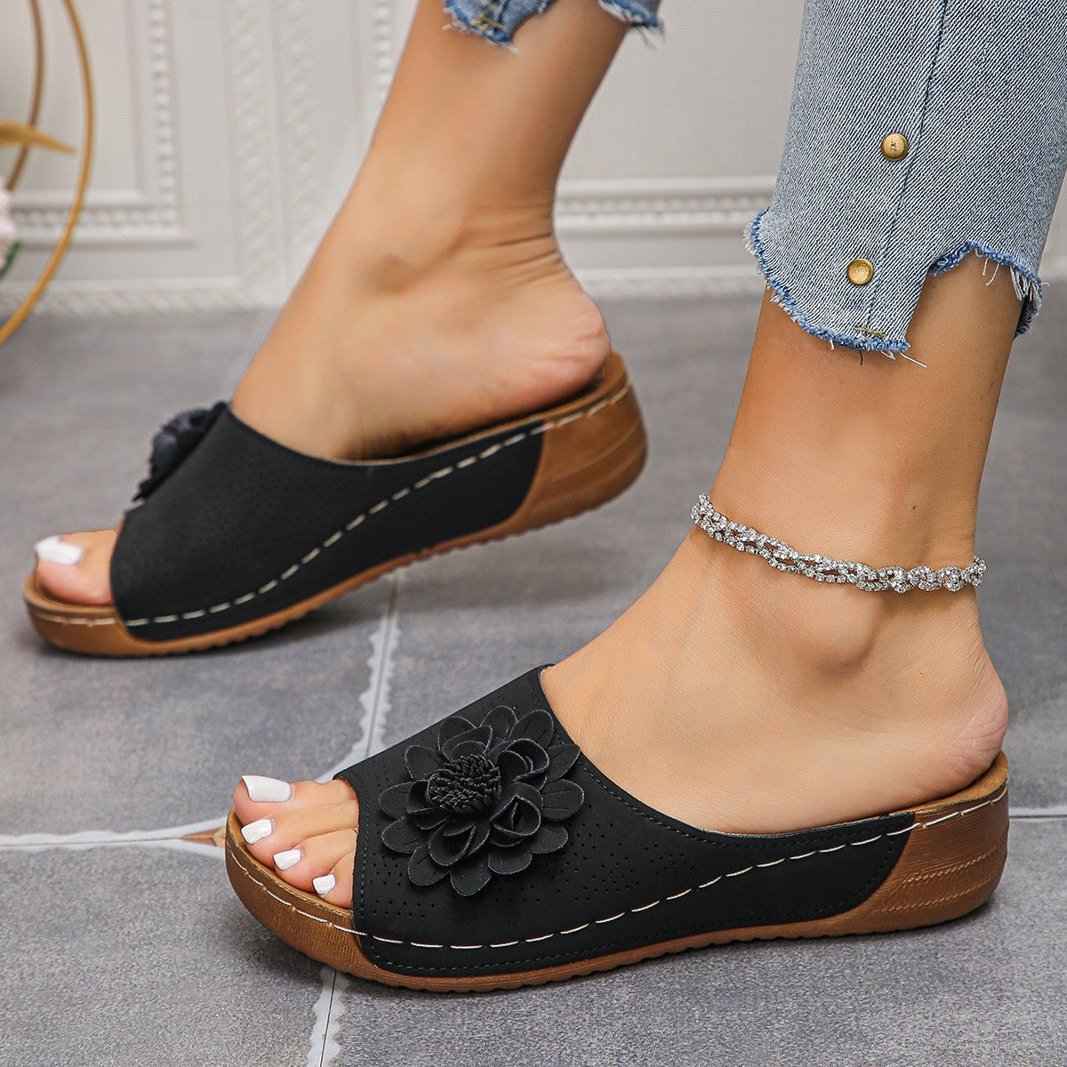 Blumen Keilsandalen Sommermode Retro Hohlsandalen Urlaub Strandschuhe für Frauen
