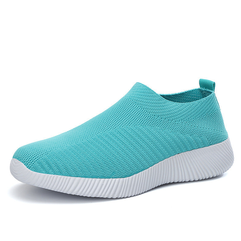 Atmungsaktive flache Schuhe aus Stretch-Mesh mit weicher Sohle und Fliegenstrick-Schlupfschuhen