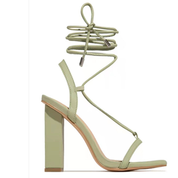 Damenschuhe mit quadratischer Zehenpartie und Knöchelriemen, Schnürung, Riemchensandalen, modische Party-Pumps