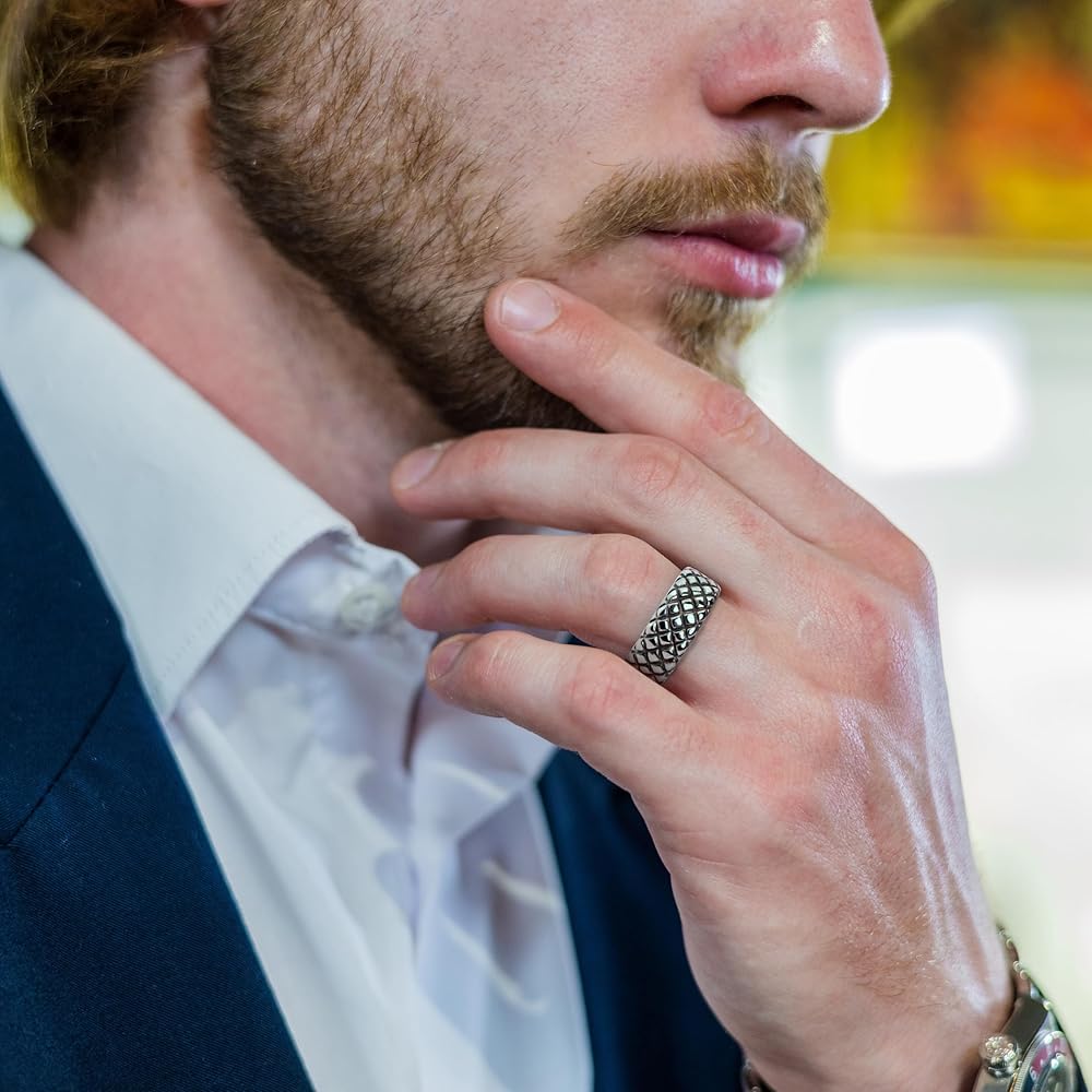 Men’s Rings with Meaning: Strength, Identity, and Everyday Style