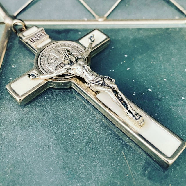 Why Christians Wear Cross Jewelry Every Day