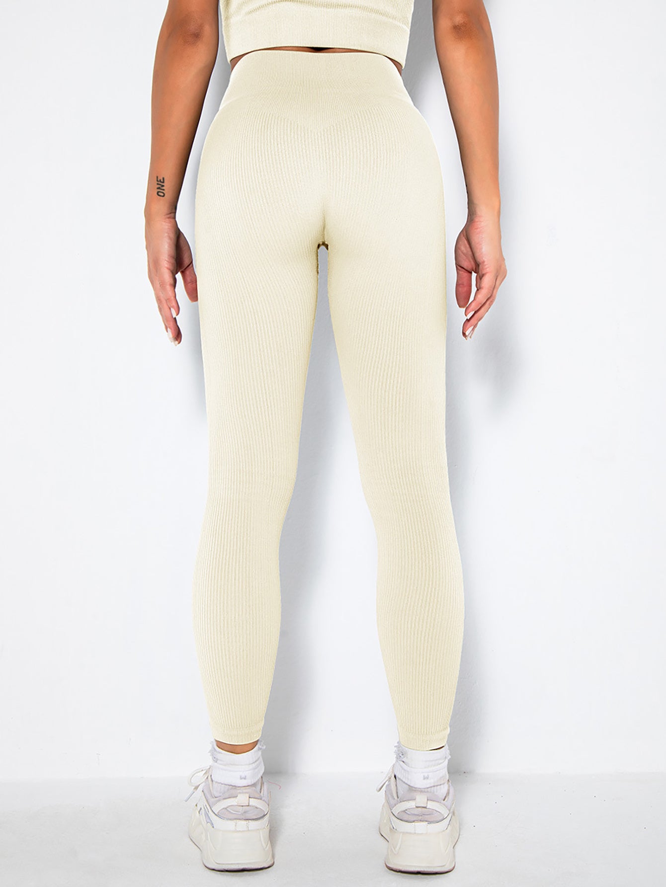 Po-Lifting-Yoga-Leggings für das Training mit hoher Taille und Bauchkontrolle, gerüschte Booty-Hose, gerippte nahtlose Leggings für Frauen mit hoher Taille für das Training im Fitnessstudio, athletische Yoga-Hose