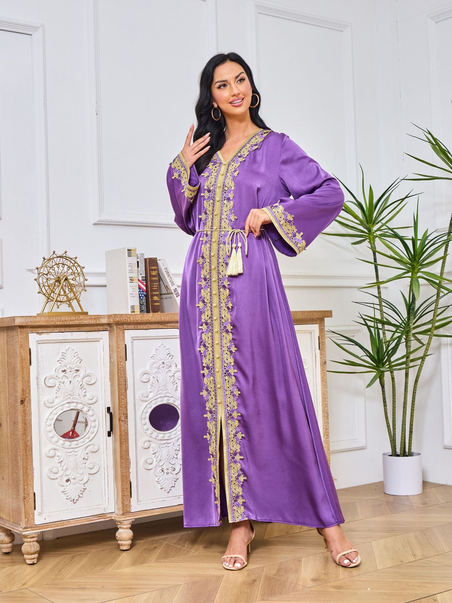 Muslimisches Modekleid im Ethno-Stil