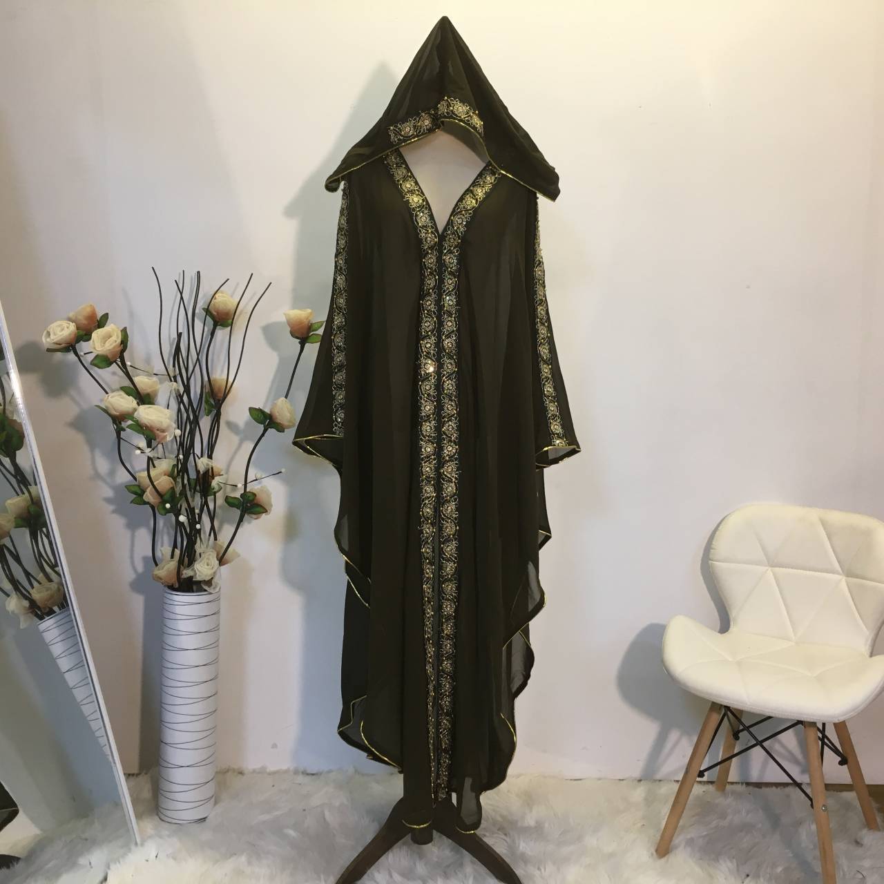 Stylish New Fashion Elegant Loose Muslim Robe Dress for Everyday Wear
