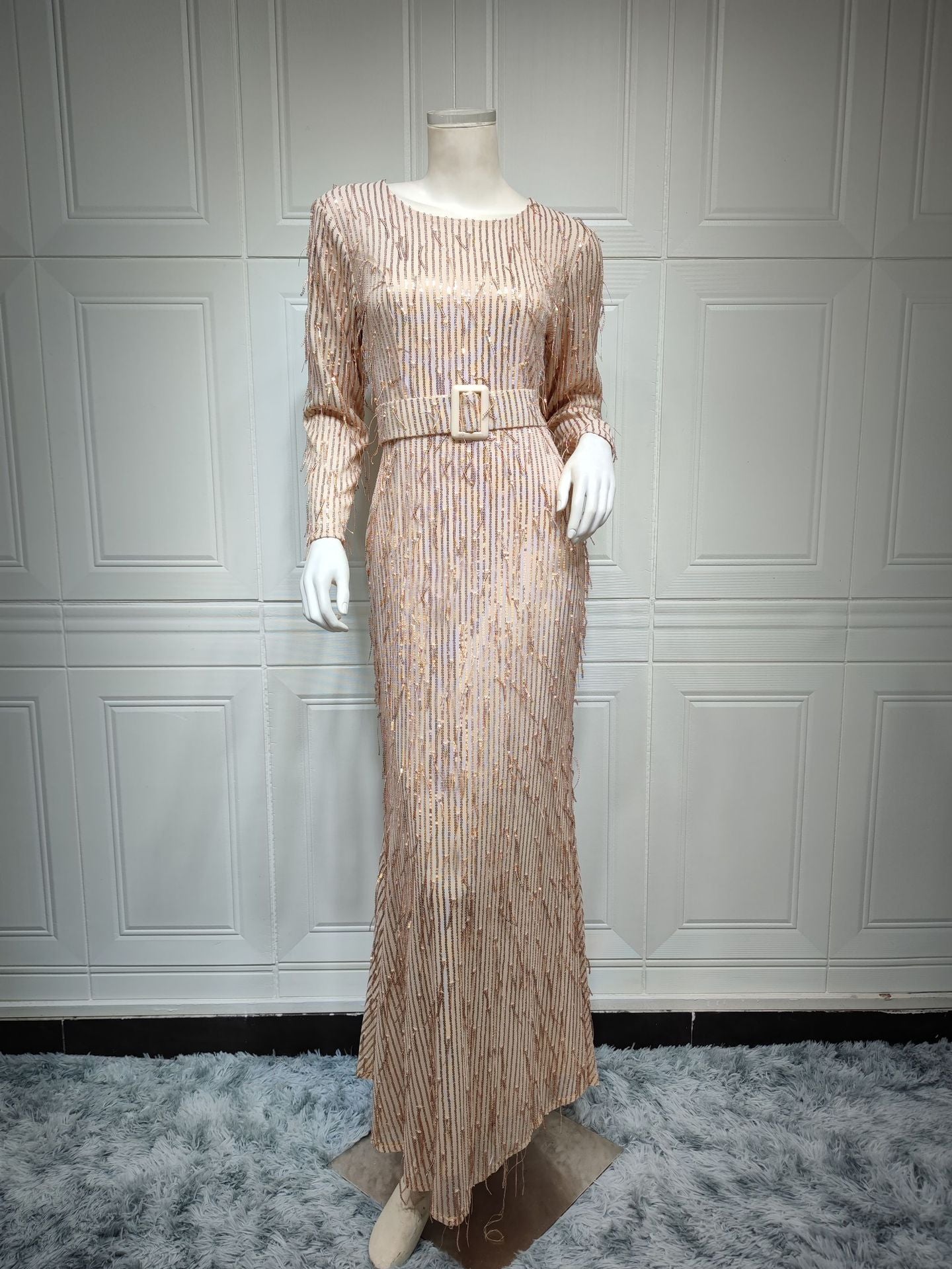 Robe Musulmane Slim à Paillettes et Pompons