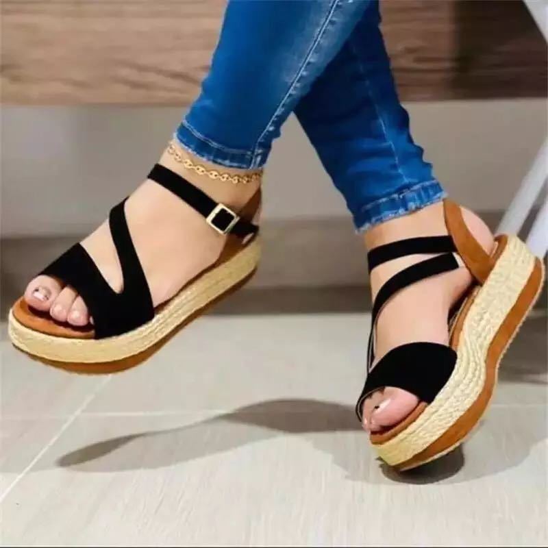 Sandales à plateforme et boucle creuse pour femmes