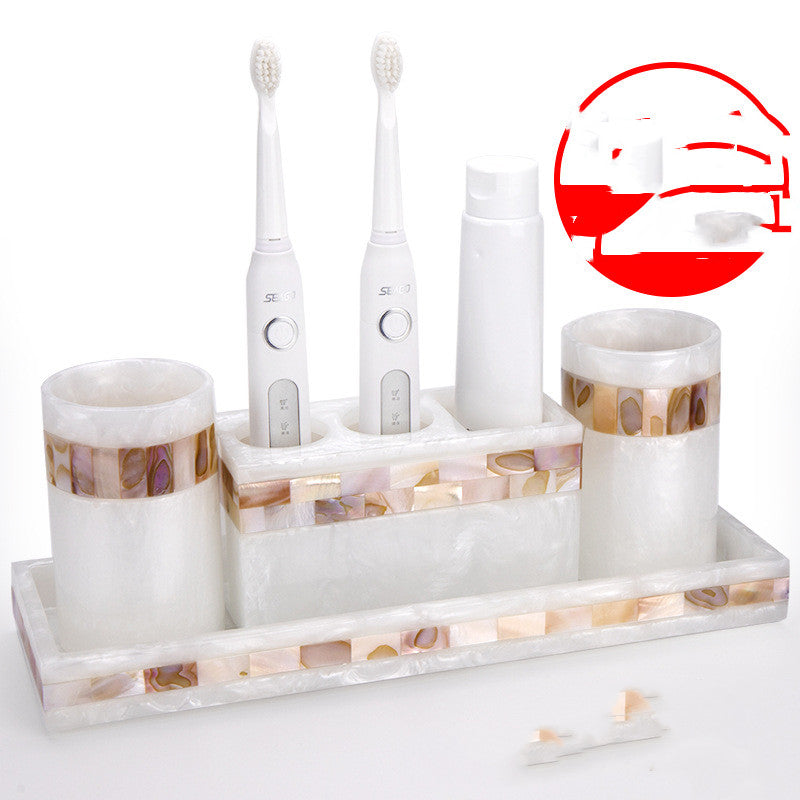 Accessoires de décoration de salle de bain Coque de luxe léger Support de brosse à dents Distributeur de savon Bouteille de lotion Ensemble de fournitures de salle de bain 5.0