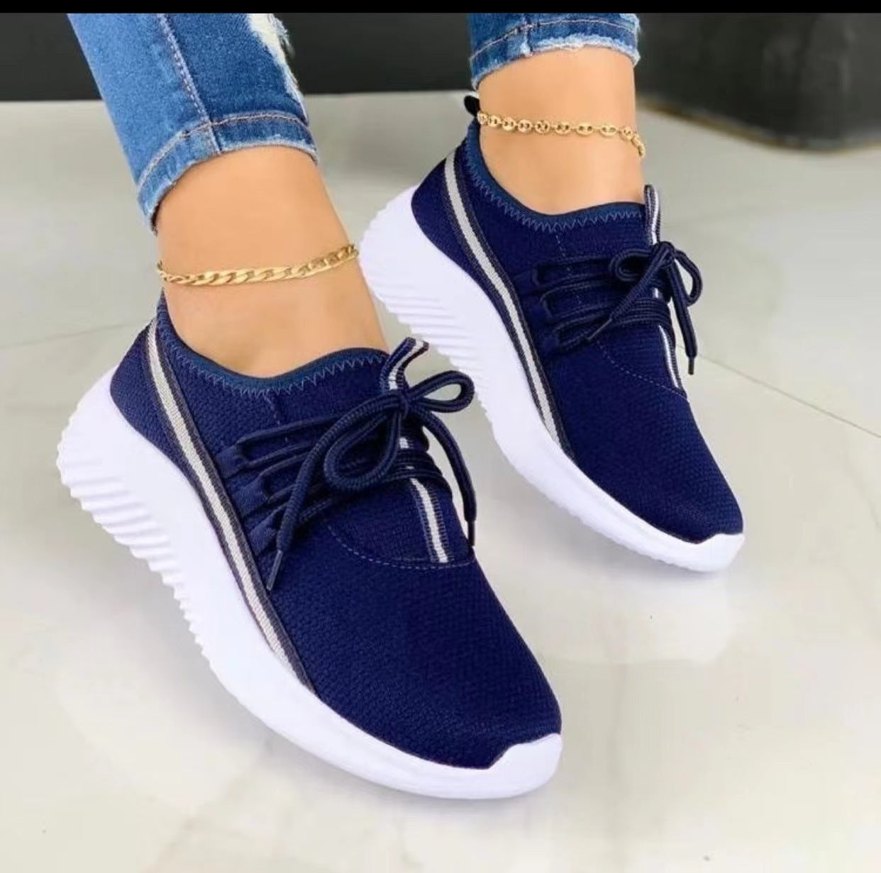 Gestreifte Sneakers für Damen Sportschuhe