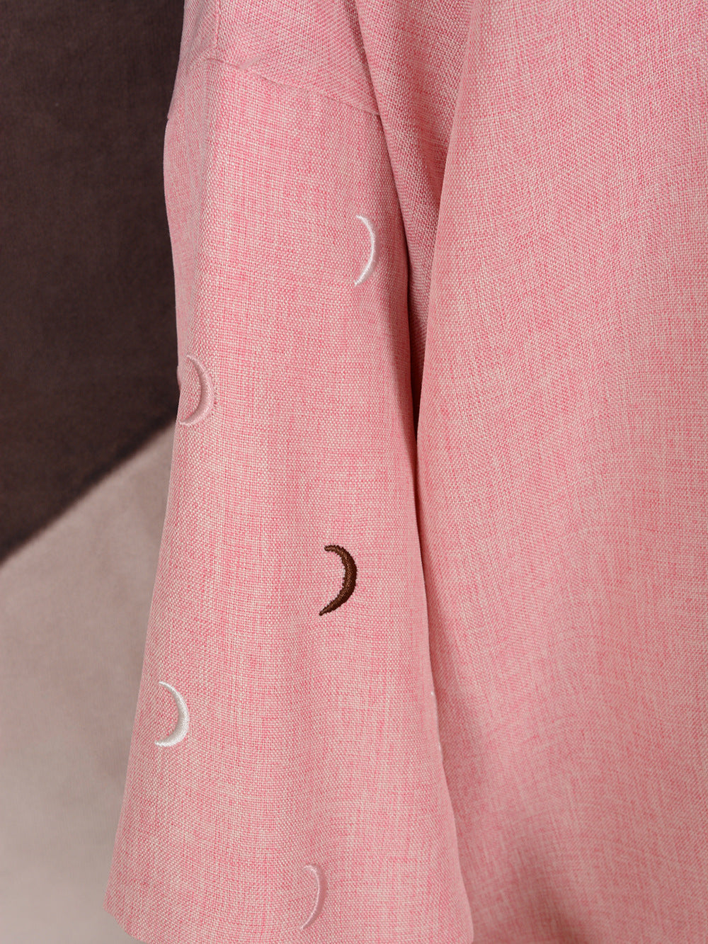 Muslimischer eleganter bestickter Cardigan-Kleid-Umhang