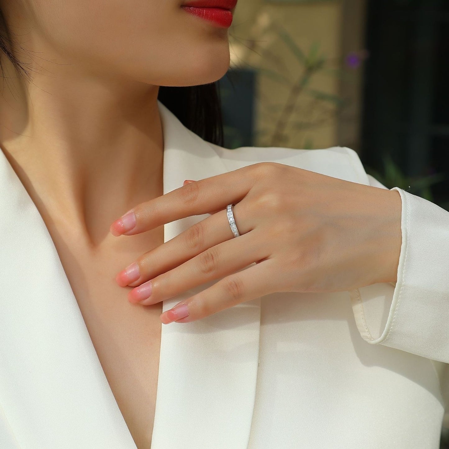 S925 Silver Moissanite Closed Ring