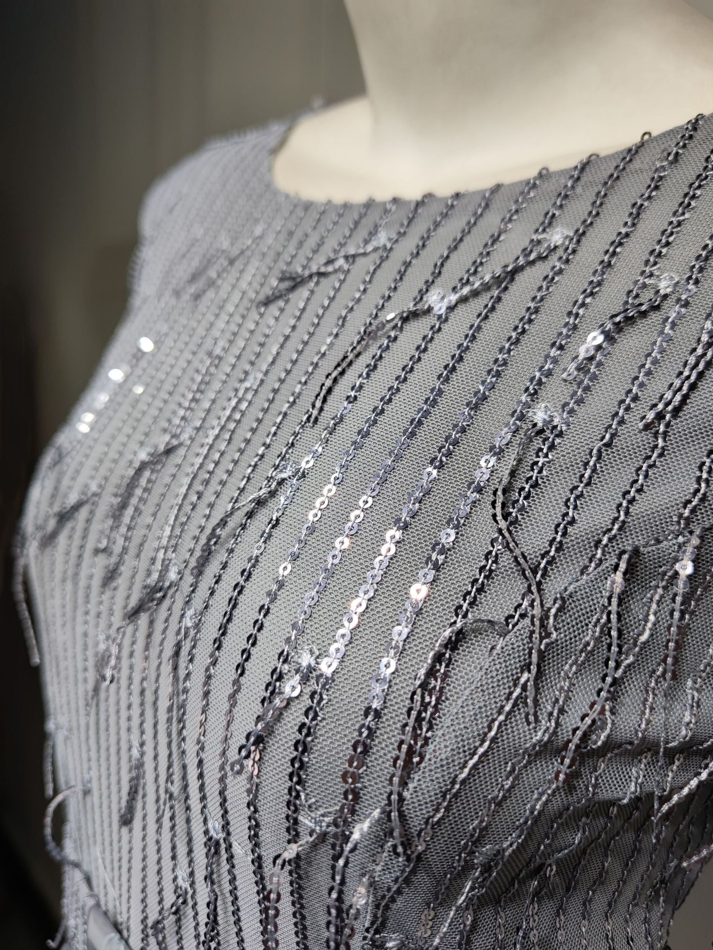 Robe Musulmane Slim à Paillettes et Pompons