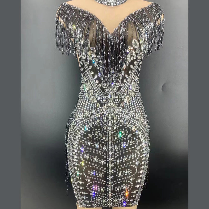 Nouvelle Déesse du Vent Robe à Paillettes avec Glands et Perles, Ornements de Perles et Strass, Design de Luxe.