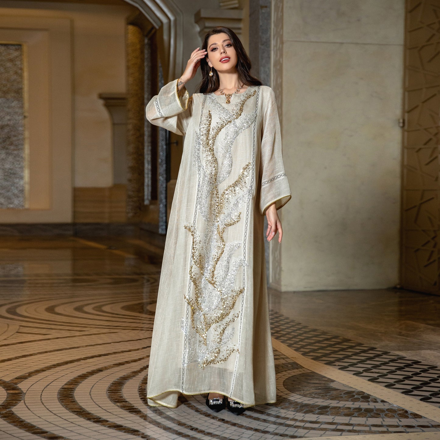Stylish Muslim Robe Sequined Embroidery Dress for Everyday Wear