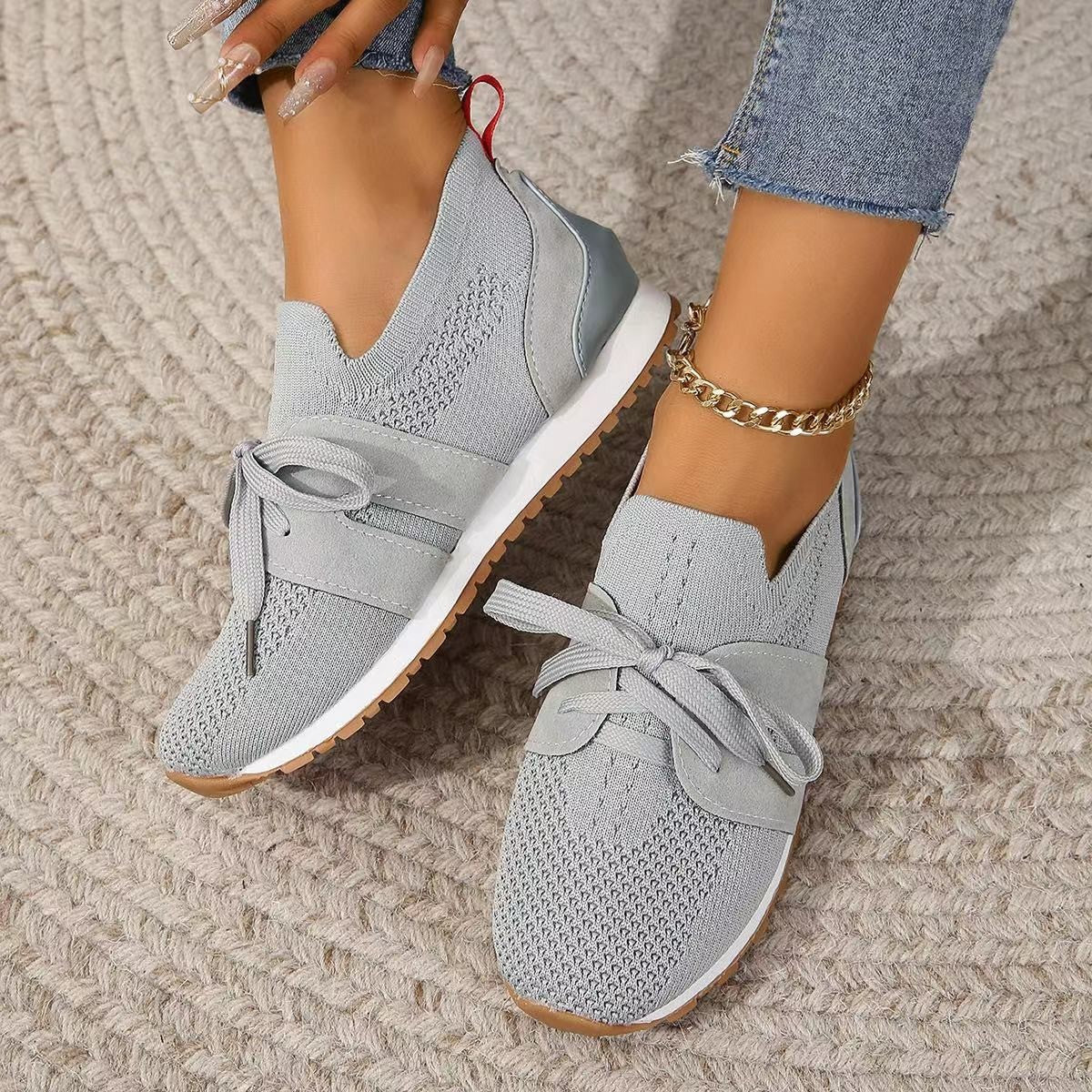 Nouvelles chaussures plates à lacets en maille pour femmes, chaussures de marche compensées respirantes et décontractées