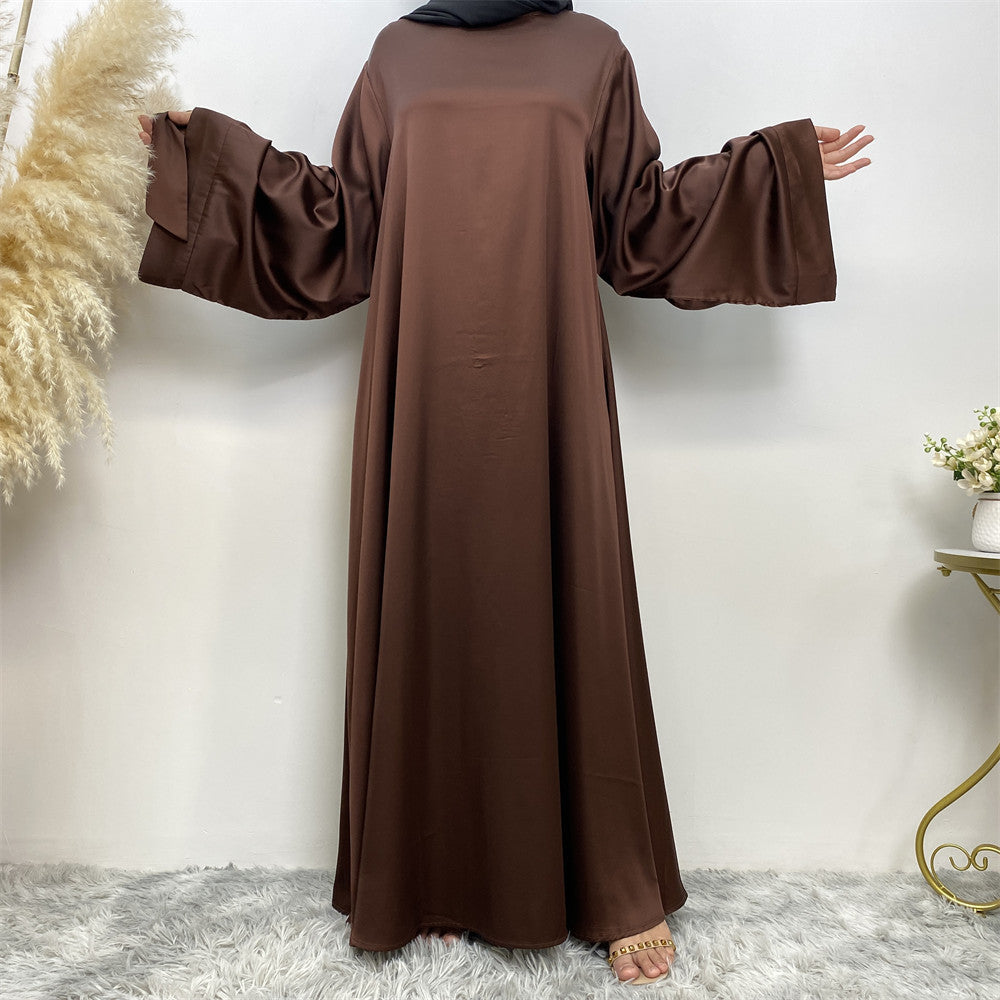 Muslimisches Satin-Kleid für Damen mit Schnürung