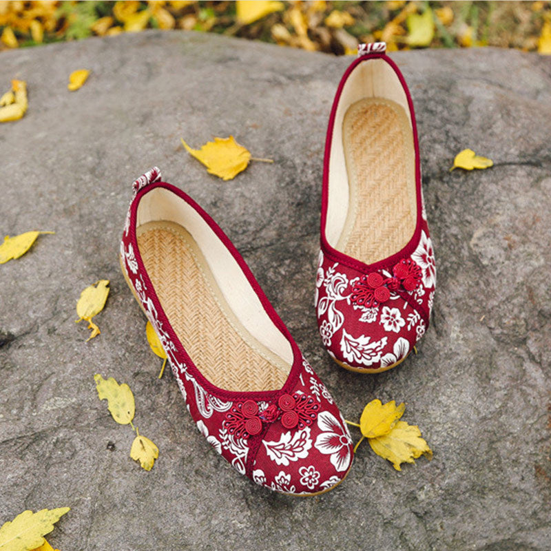 Neue flache boden alten Peking tuch schuhe nationalen wind bestickt rindfleisch sehne untere schuhe mutter freizeit square dance leinen schuhe