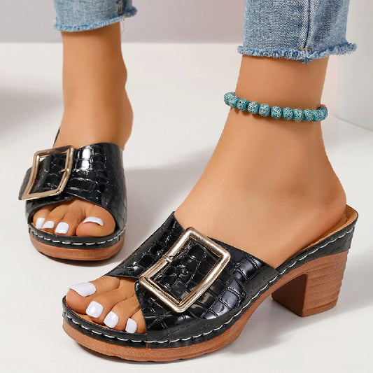 Modische Sandalen mit Krokodil-Struktur und Schnalle, quadratischer Blockabsatz, Peep-Toe-Slipper, Hausschuhe für Damen