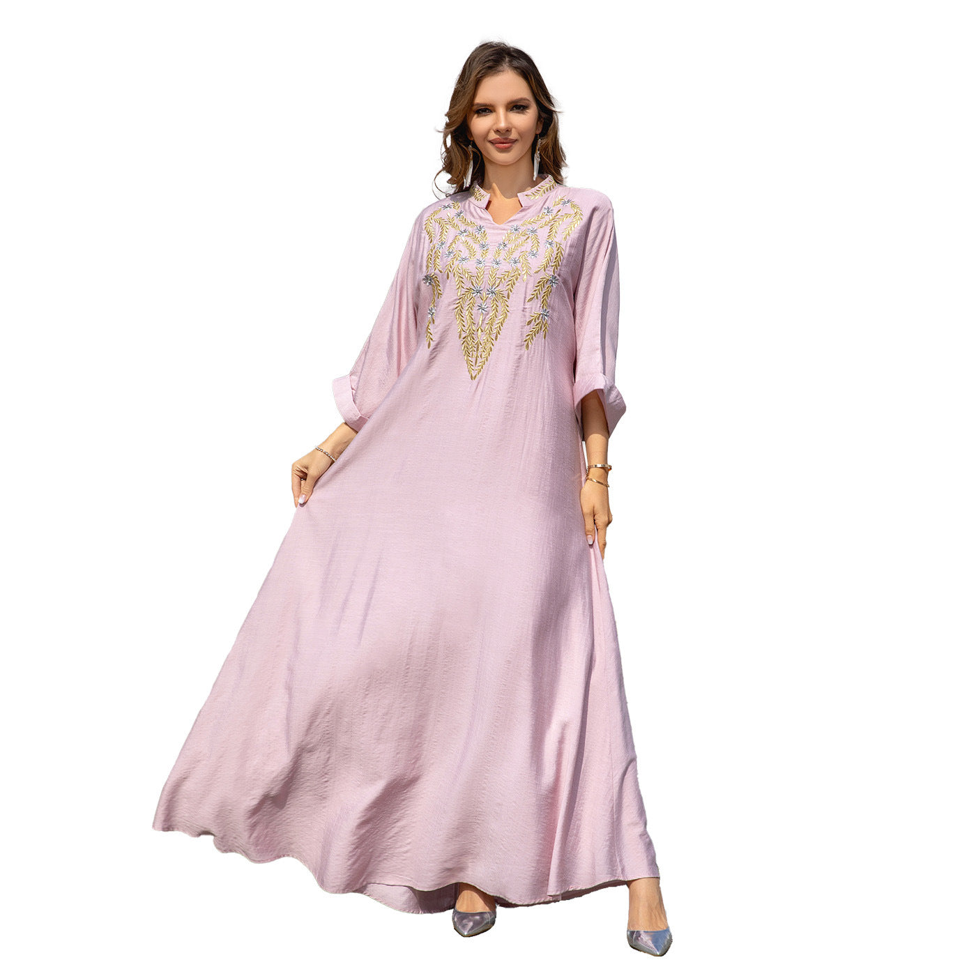 Stylish Muslim Women Embroidered Robe Dress for Everyday Wear