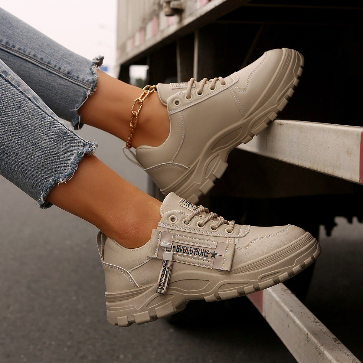 Sportschuhe zum Schnüren mit seitlichem Reißverschluss-Design, modische Freizeitschuhe mit runder Spitze und dicker Sohle für Damen-Sneaker