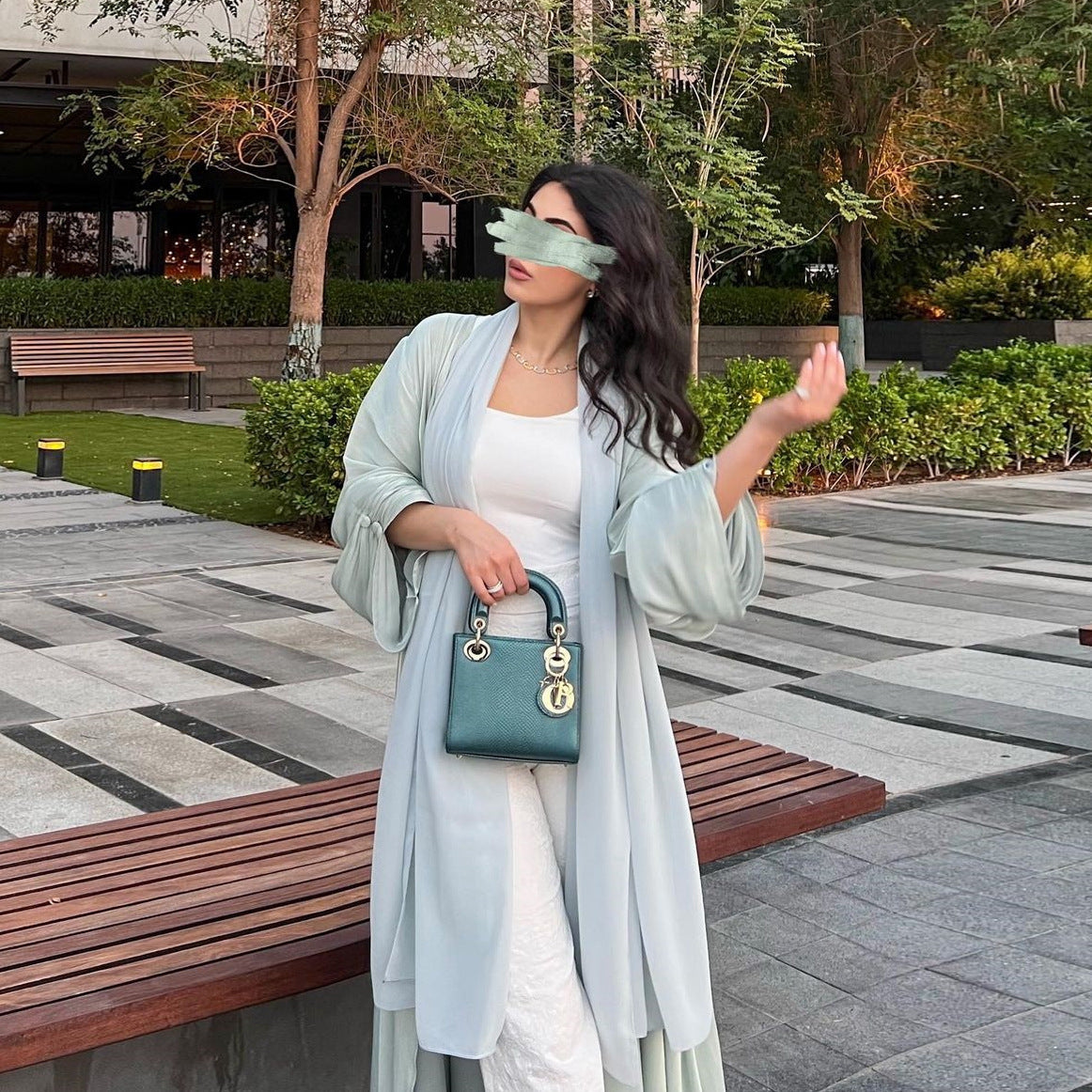 Muslimisches Gewand Dubai Oberbekleidung Glänzendes Seidenkleid