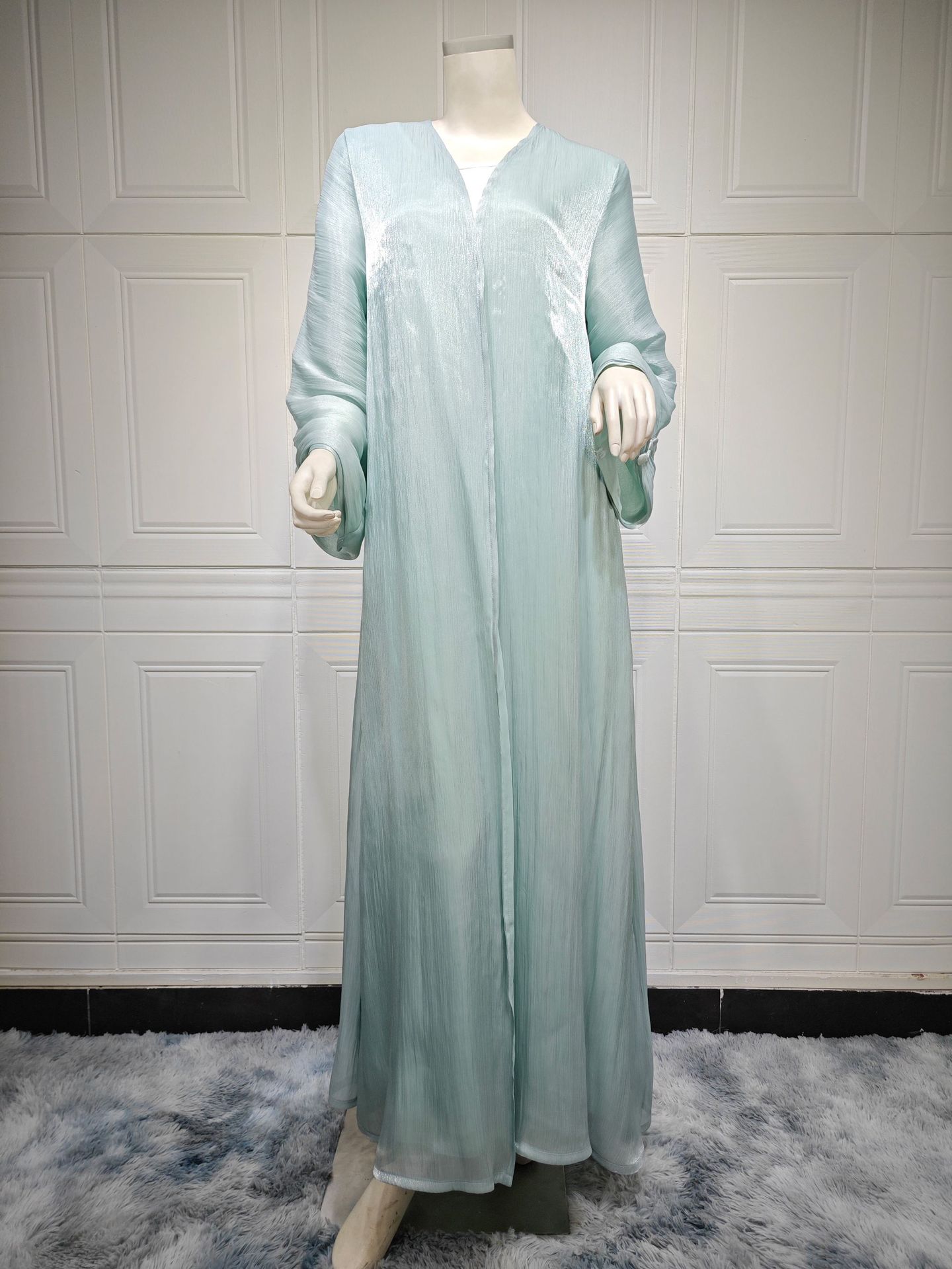 Muslimisches Gewand Dubai Oberbekleidung Glänzendes Seidenkleid