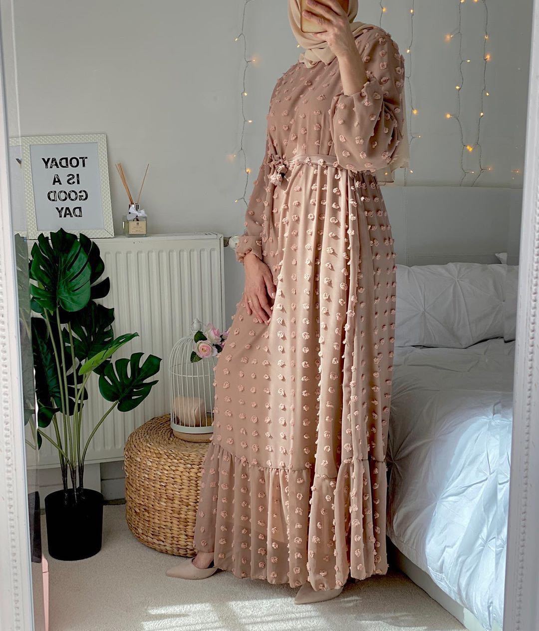 Stylish Small Hair Ball Fashion Muslim Plus Size Dress for Everyday W