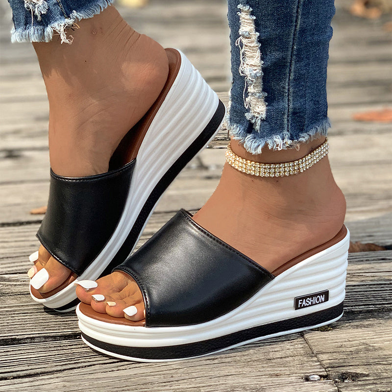 Fischmaul Keilsandalen Sommermode Hohldesign High Heels Slides Hausschuhe Lässige Strandschuhe für Frauen