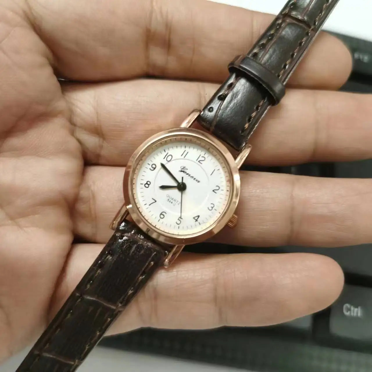 New simple silicone Brand WOKAI Casual Quartz Watch Women Crystal Silicone Watches Relogio Feminino Wrist Watch Hot sale