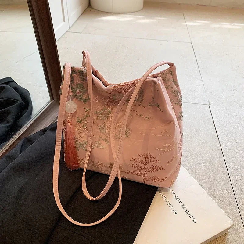 Hot Selling Chinese Style Embroidered Fashionable Women's Shoulder Bag 2025 Summer New Trend Large Capacity Handbag