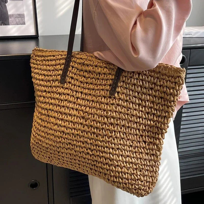 Summer Luxury Design Women's Bag 2025 Hot Selling Grass Woven Fashion Women's Shoulder Bag Leisure Large Capacity Shoulder Bag