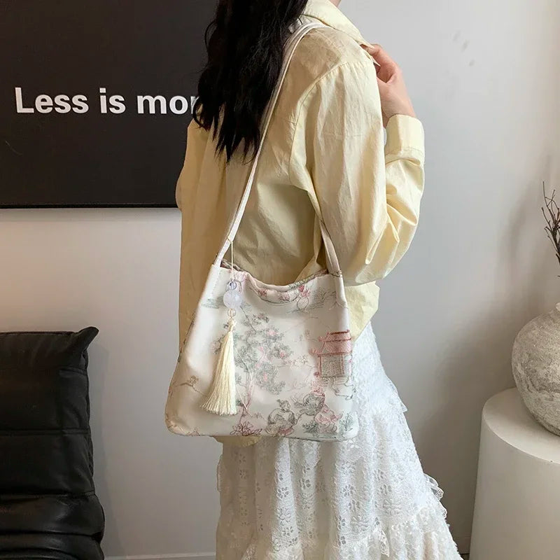 Hot Selling Chinese Style Embroidered Fashionable Women's Shoulder Bag 2025 Summer New Trend Large Capacity Handbag