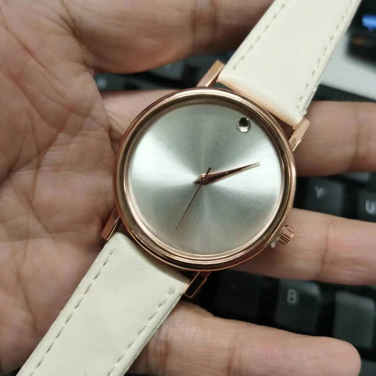 New simple silicone Brand WOKAI Casual Quartz Watch Women Crystal Silicone Watches Relogio Feminino Wrist Watch Hot sale
