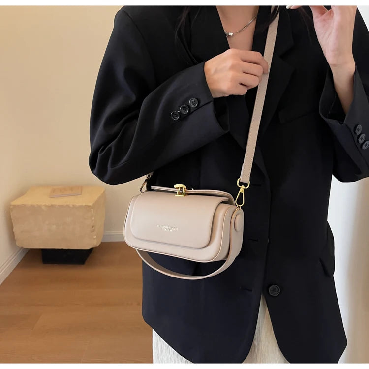 Classic Black Shoulder Bag Women's Versatile Retro Crossbody Square Bags 2025 New Large Capacity Textured Leather Flap Handbags