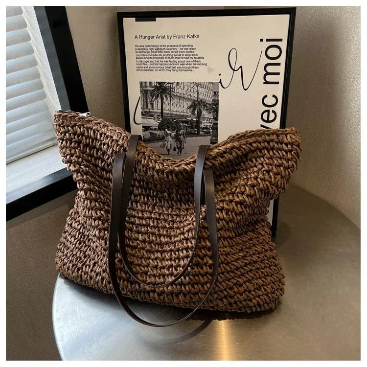 Summer Luxury Design Women's Bag 2025 Hot Selling Grass Woven Fashion Women's Shoulder Bag Leisure Large Capacity Shoulder Bag