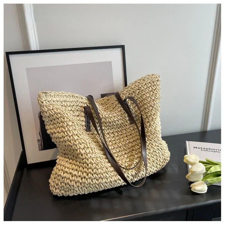 Summer Luxury Design Women's Bag 2025 Hot Selling Grass Woven Fashion Women's Shoulder Bag Leisure Large Capacity Shoulder Bag