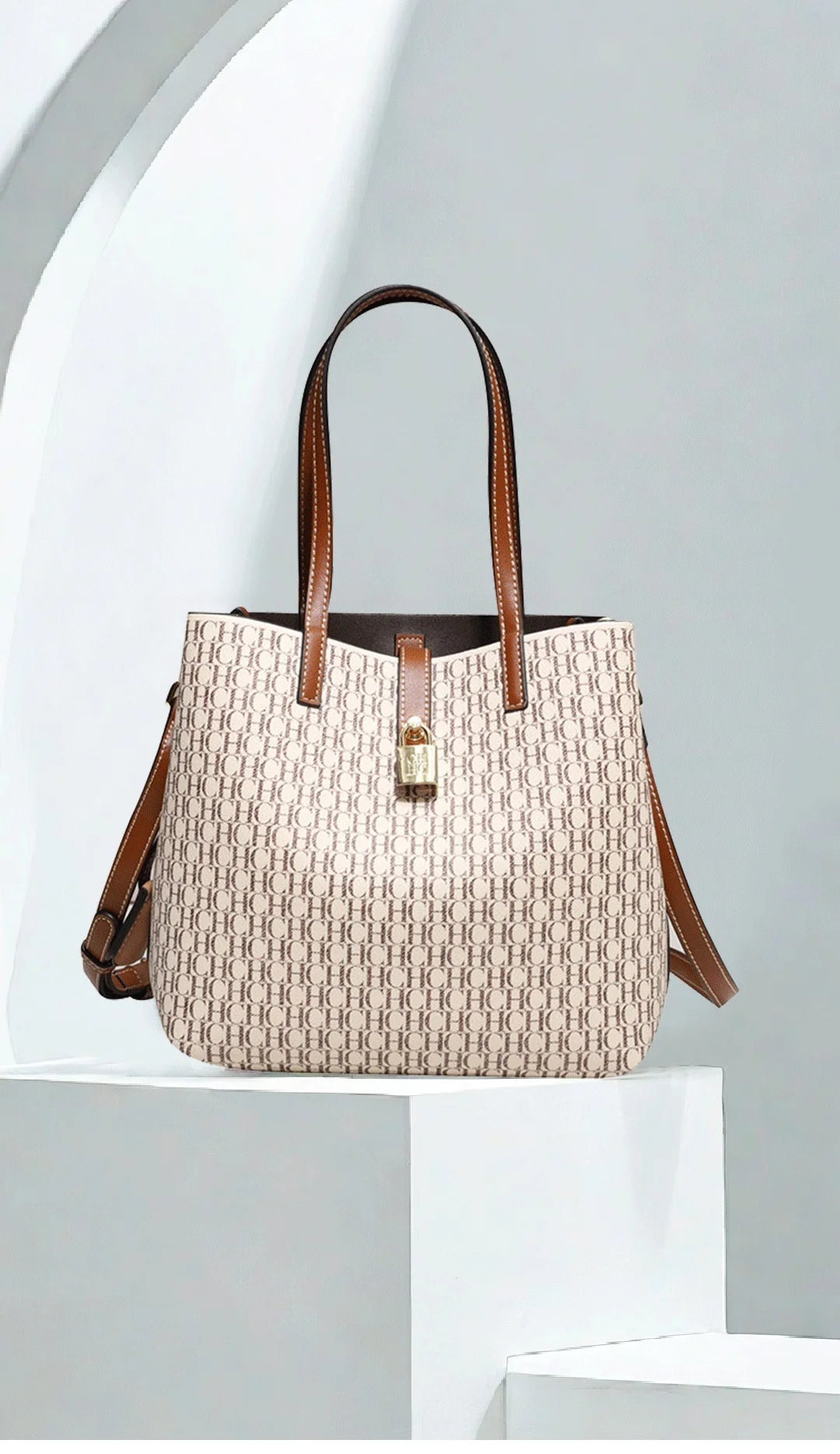 CH Women's Bag 2024 New Large Capacity  Single Shoulder Messenger  Small Bucket Bag 100% Leather Metal Decoration