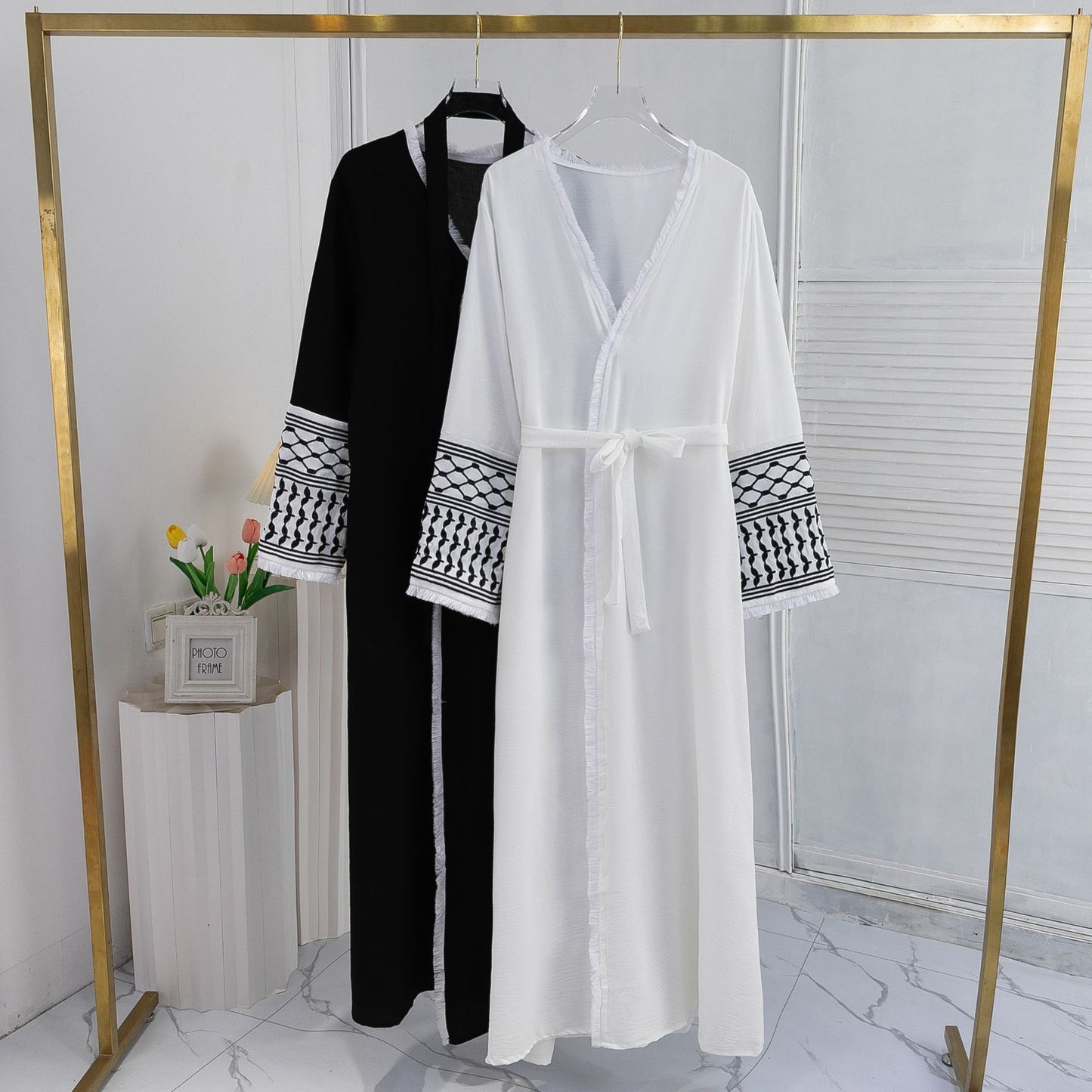 Élégant Cardigan Brodé Robe Musulmane pour Femme