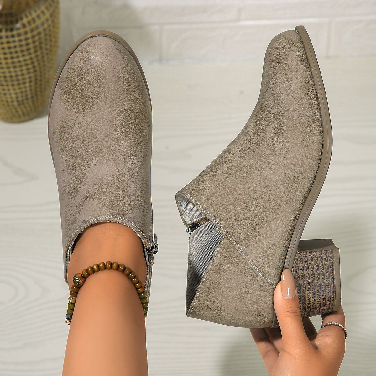 Stiefeletten mit klobigem Absatz und runder Spitze und seitlichem Reißverschluss-Design, modische kurze Stiefel für Damen im Herbst und Winter