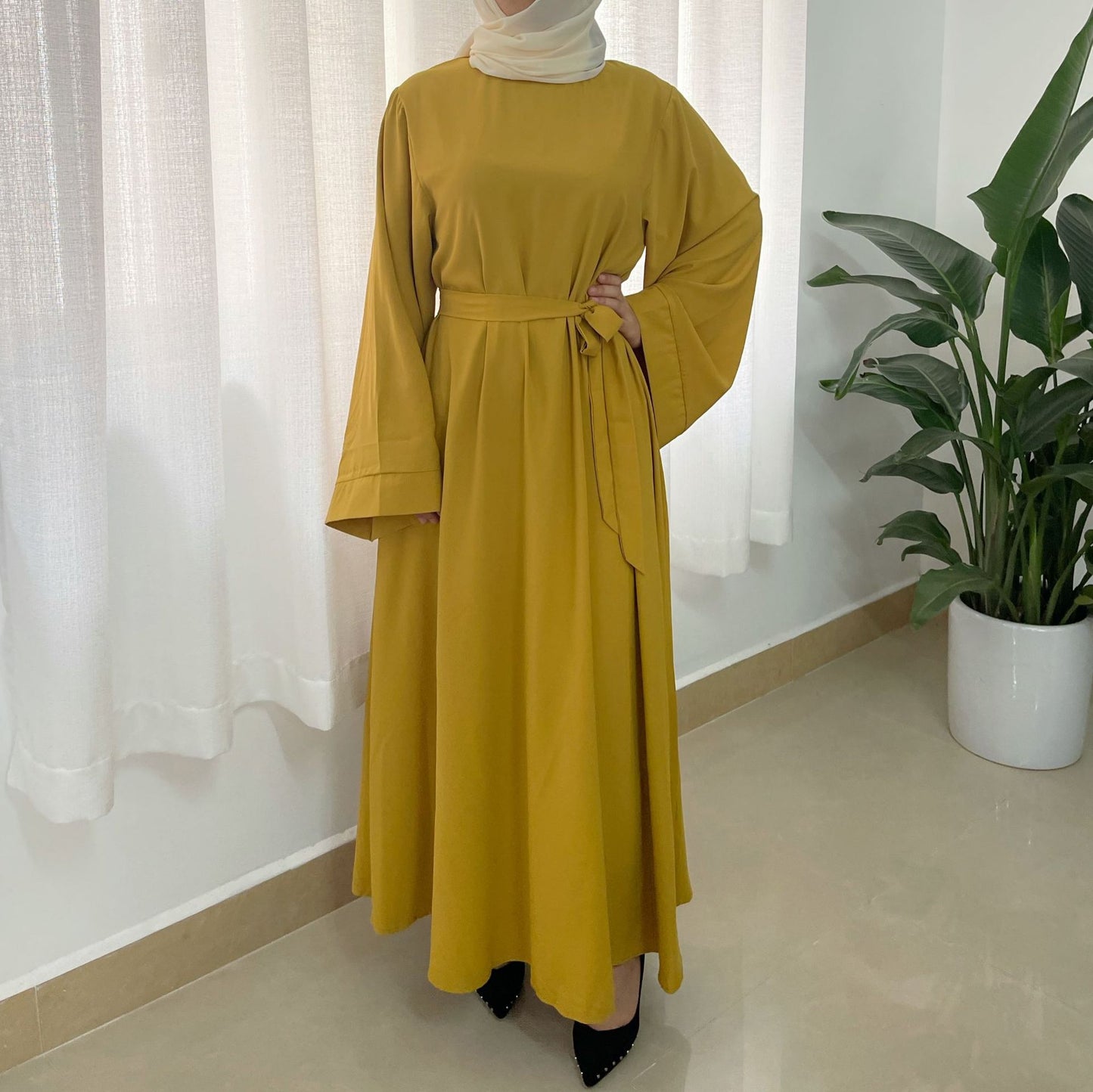 Stylish Robe Plus Size Muslim Dress for Everyday Wear