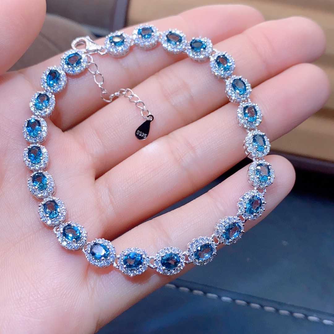 Bracelet en topaze bleue naturelle, incrusté de cristal avec précision