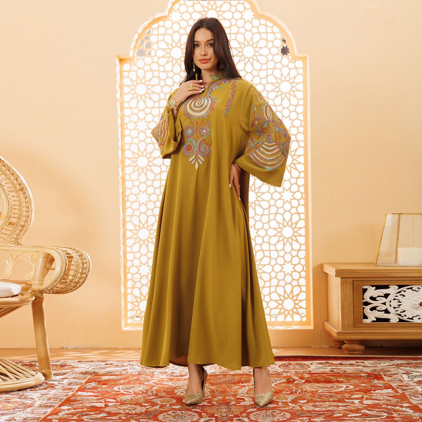 Besticktes Seil besticktes muslimisches Pulloverkleid für Damen