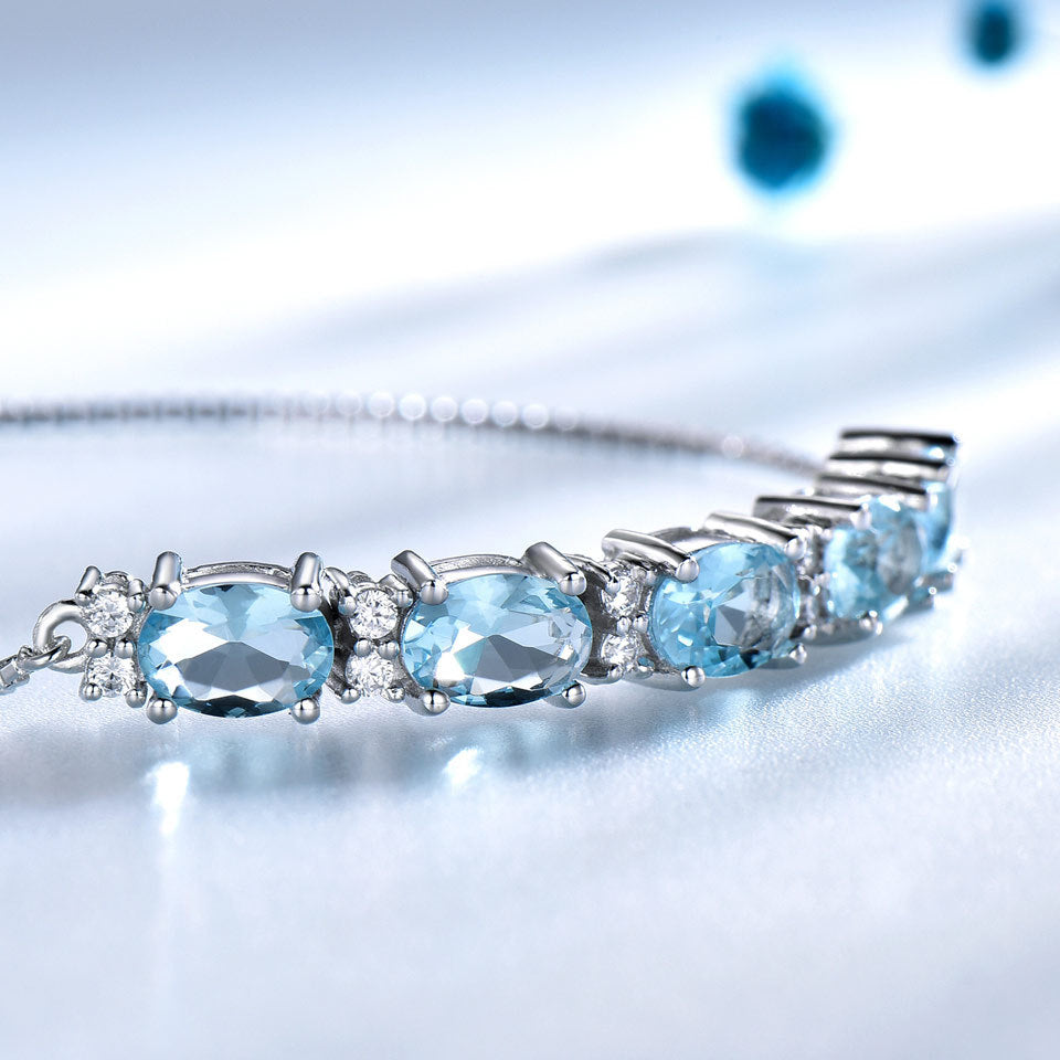 Armband aus 925er Sterlingsilber mit himmelblauem Topas