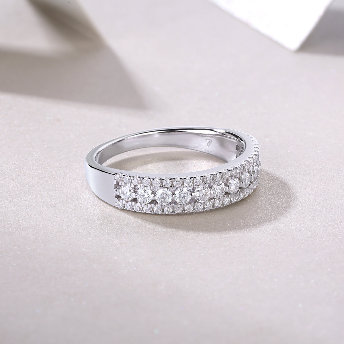 Luxuriöser, modischer, mehrreihiger Diamantring mit Moissanit-Silberring 